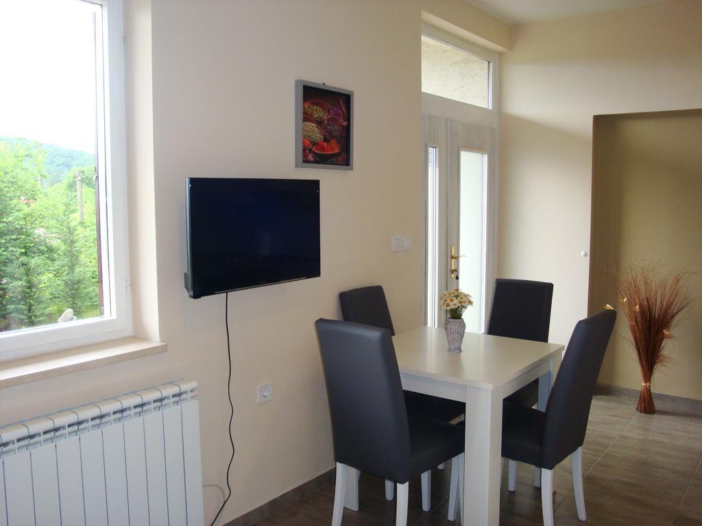 Apartment Luno Zvoneca Екстер'єр фото